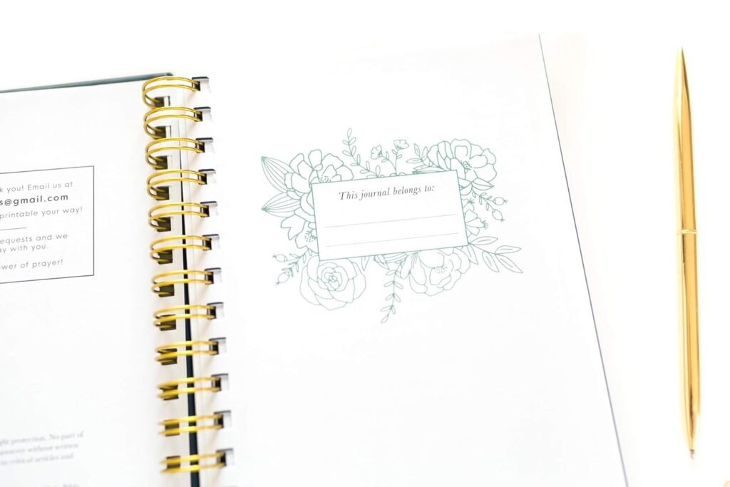 Prayer Journal for Women: An Inspirational Christian Bible Journal, Prayer Notebook  Devotional (Premium Gold Spiral-Bound Hardcover)      Spiral-bound – January 22, 2020